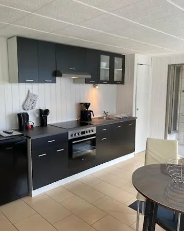 Gartenhaus * Райнсберг